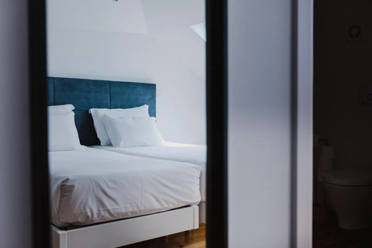Jaca Hostel Funchal Фуншал